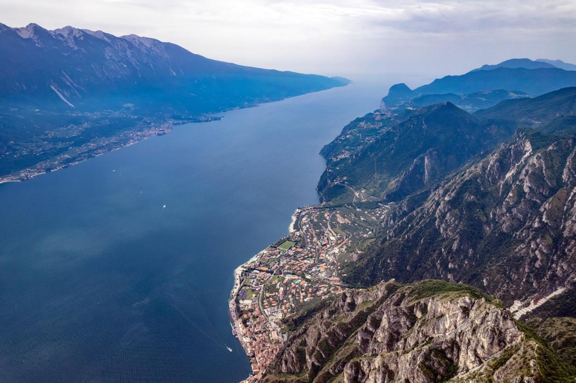 Llac Living Nature Hotel Limone sul Garda Ngoại thất bức ảnh