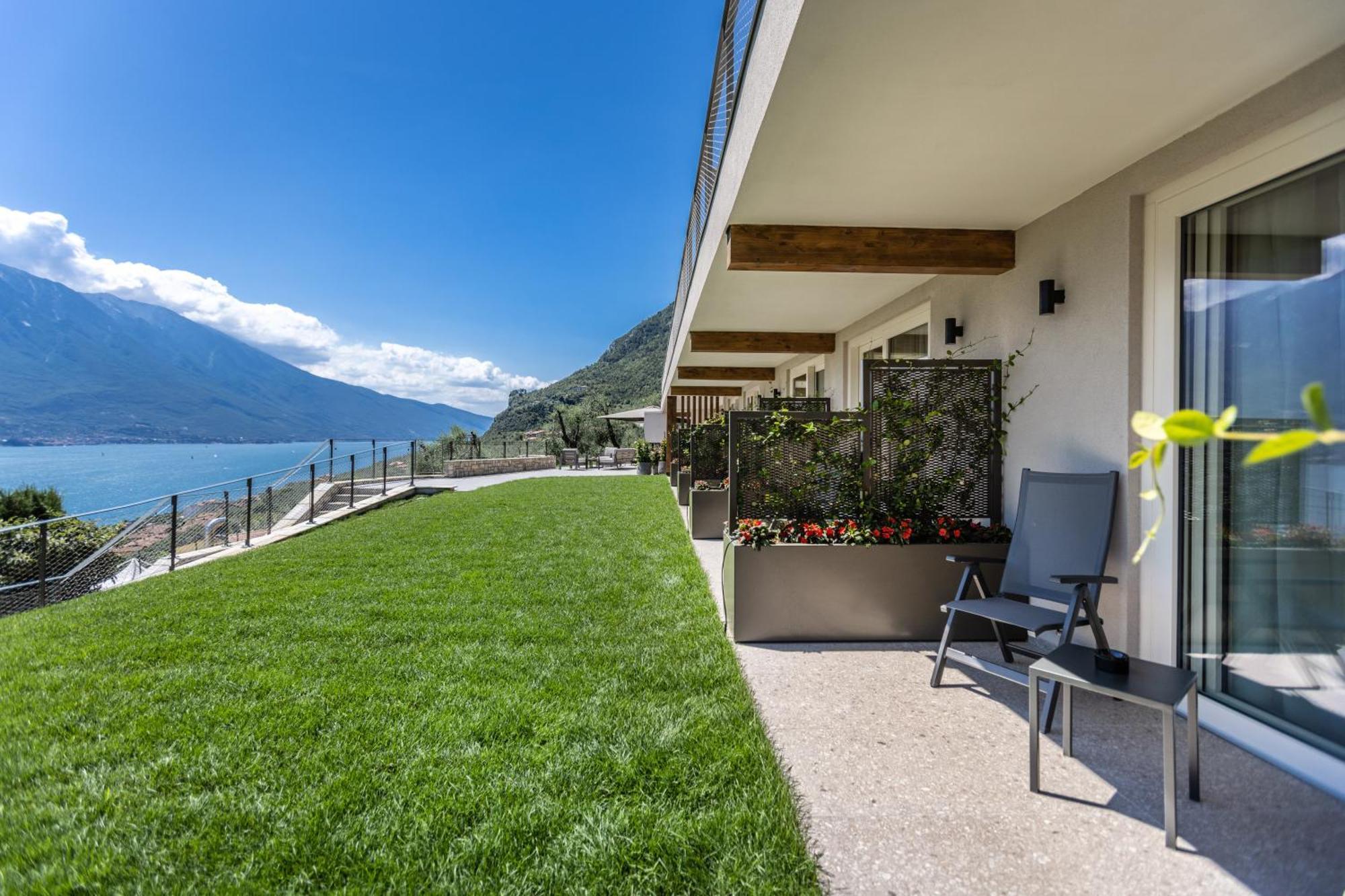 Llac Living Nature Hotel Limone sul Garda Phòng bức ảnh