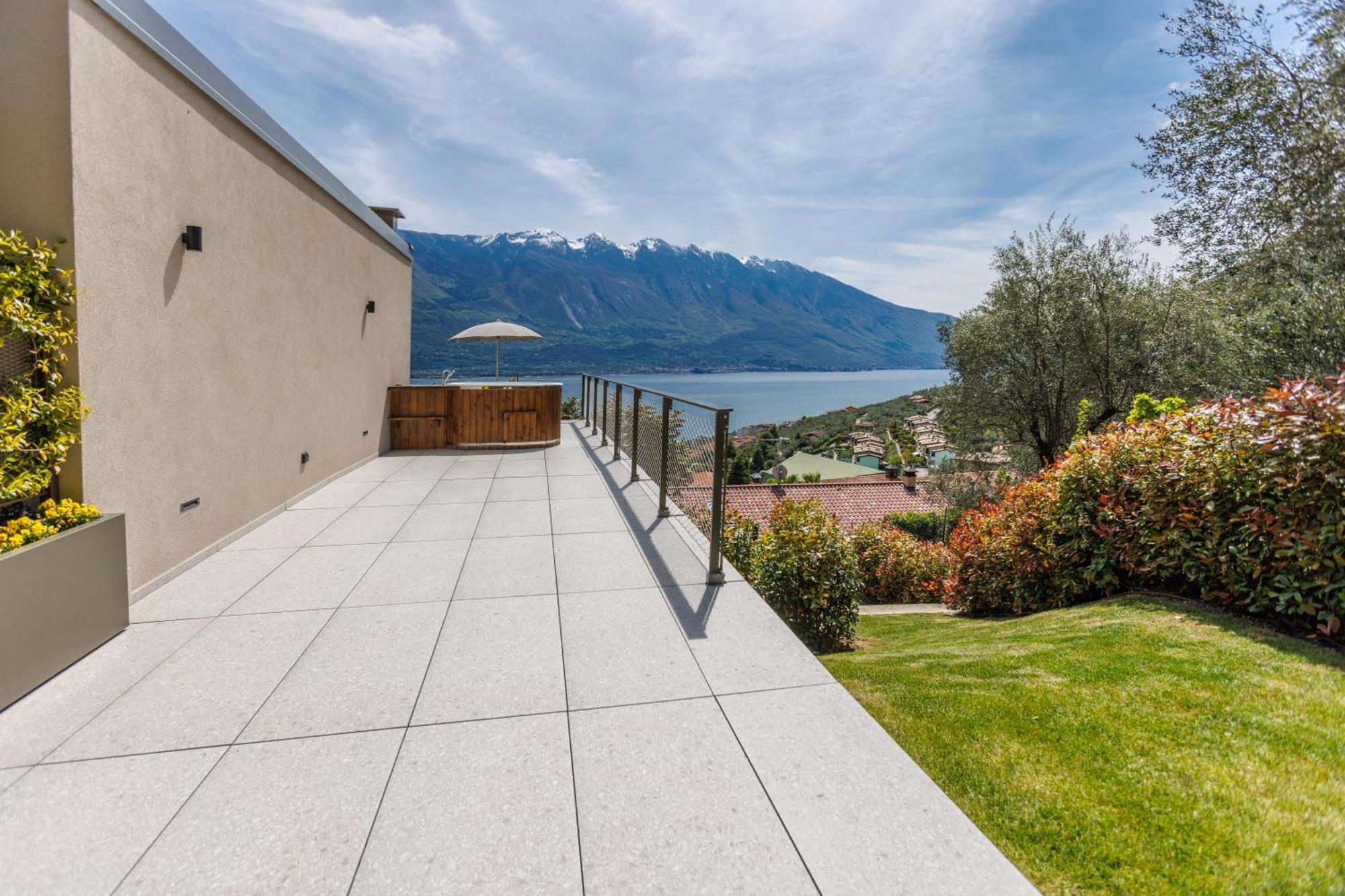 Llac Living Nature Hotel Limone sul Garda Phòng bức ảnh