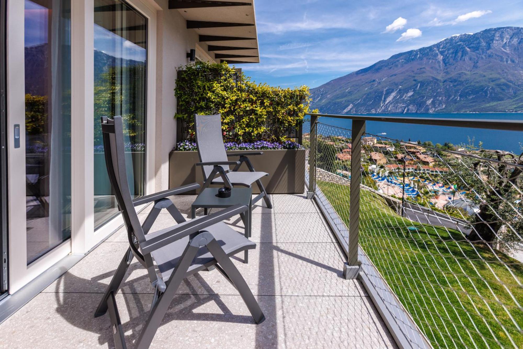 Llac Living Nature Hotel Limone sul Garda Phòng bức ảnh
